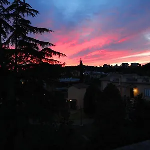 Mercedes Appartamento Roma